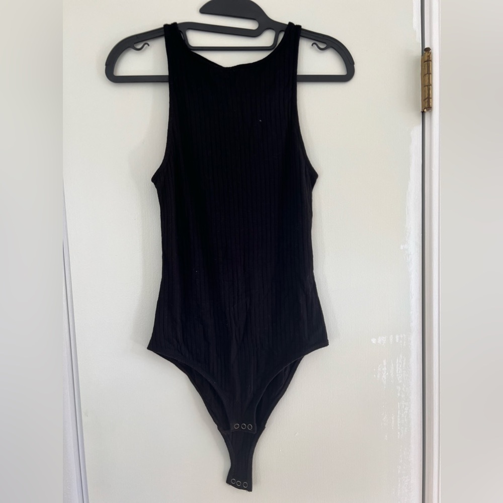Abercrombie black ribbed bodysuit